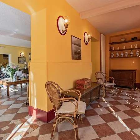 Sleeps 14 Pool Air Con Wifi Villa *